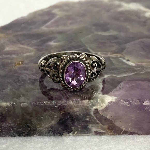 Oxidized Sterling Silver 925 Oval Amethyst Scrollwork Openwork Ring Size 6.75 - Picture 16 of 16